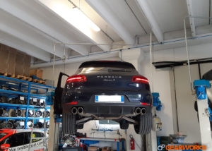 COLPI PORSCHE MACAN, PORSCHE MACAN, PROBLEMA CAMBIO MACAN, PROBLEMA RIPARTITORE MACAN, PROBLEMA RIPARTITORE PORSCHE MARCAN, PROBLEMA STRAPPI PORSCHE MACAN, PROBLEMI 4X4 MACAN, REVISIONE RIPARTITORE PORSCHE, RIPARAZIONE RIPARTITORE MACAN, RIPARAZIONE RRIPARTITORE MACAN, RIPARTITORE MACAN ROTTO, STRAPPI ACCELERAZIONE MACAN, STRAPPI PORSCHE MACAN